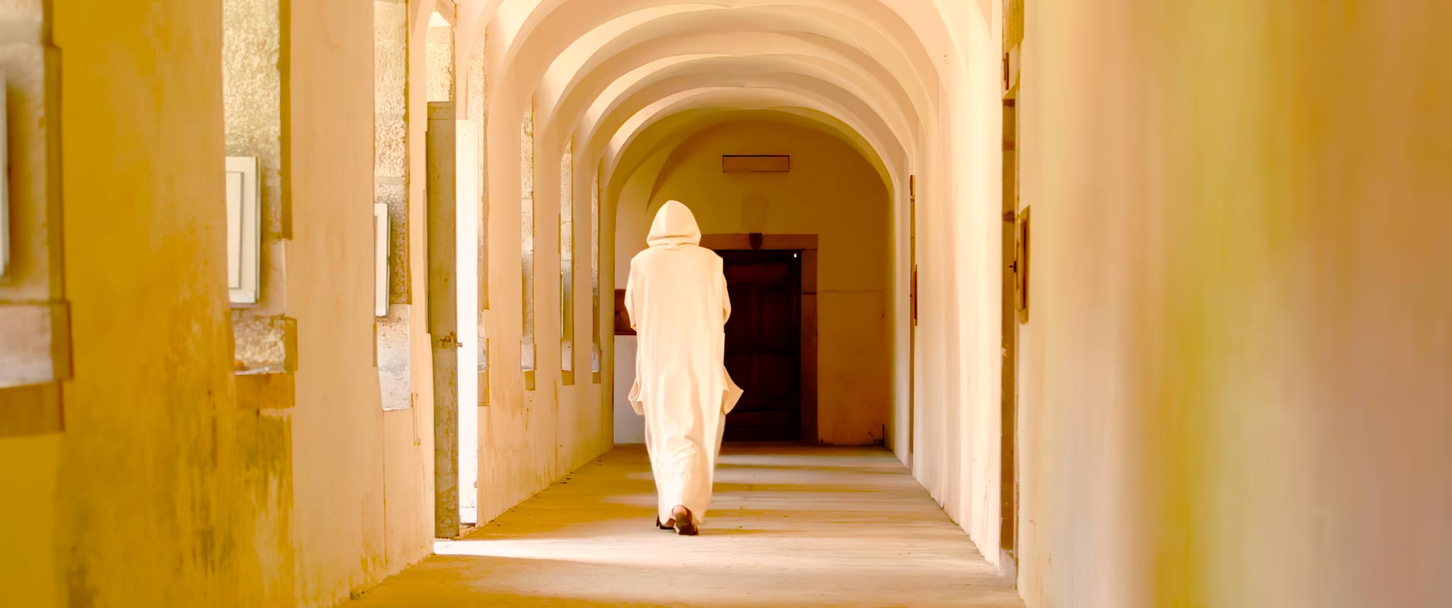 fotograma de la película documental EN BUSCA DEL MESÍAS