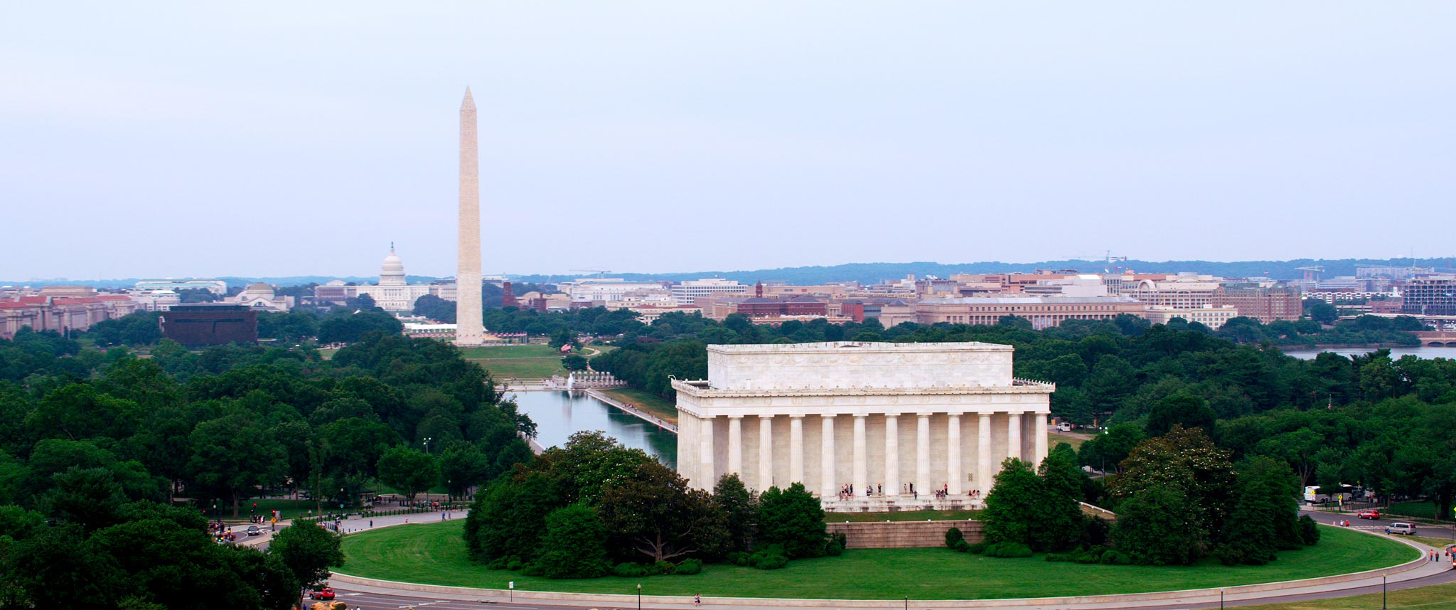 fotograma de la película documental EN BUSCA DEL MESÍAS