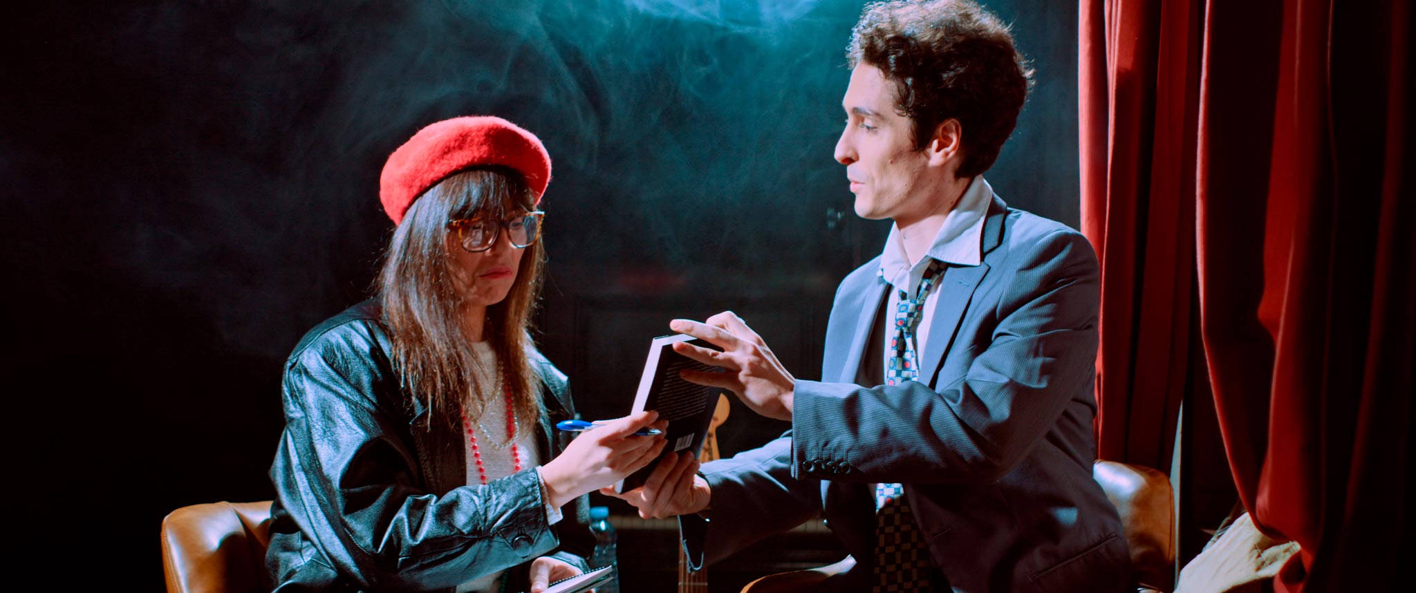 fotograma de la película documental EN BUSCA DEL MESÍAS